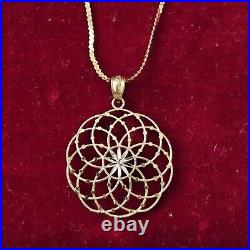 14kt Yellow Gold Geometric Flower Openwork Medallion Necklace Italy 18 3.34 Gm