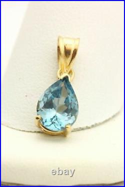 Vintage 3.50 Carat Natural Blue Topaz Yellow Gold Plated Silver Pendant